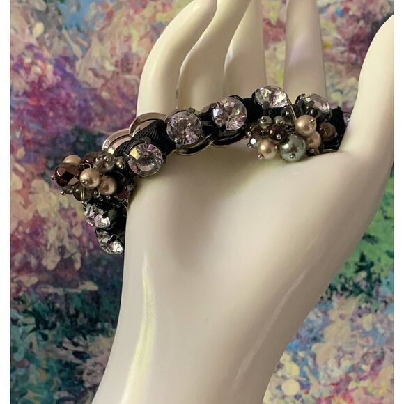 Silver tone Linked Bracelet w/Faux Pearl Clusters, Clear Rhinestones, Unmarked - Picture 1 of 4